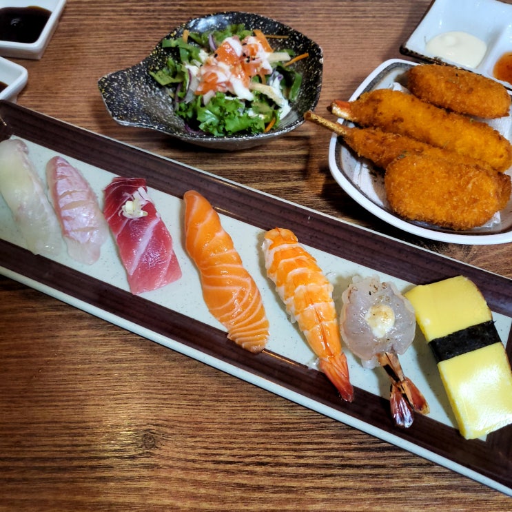 건대 입구역 초밥 맛집 "건대 스시"/ 하루의 마무리를 함께 하고 싶은 분위기 가성비 맛집/ 부담 없이 즐기기 좋은 건대 스시 솔직 후기 건대 입구역 초밥 맛집 "건대 스시"/ 하루의 마무리를 함께 하고 싶은 분위기 가성비 맛집/ 부담 없이 즐기기 좋은 건대 스시 솔직 후기