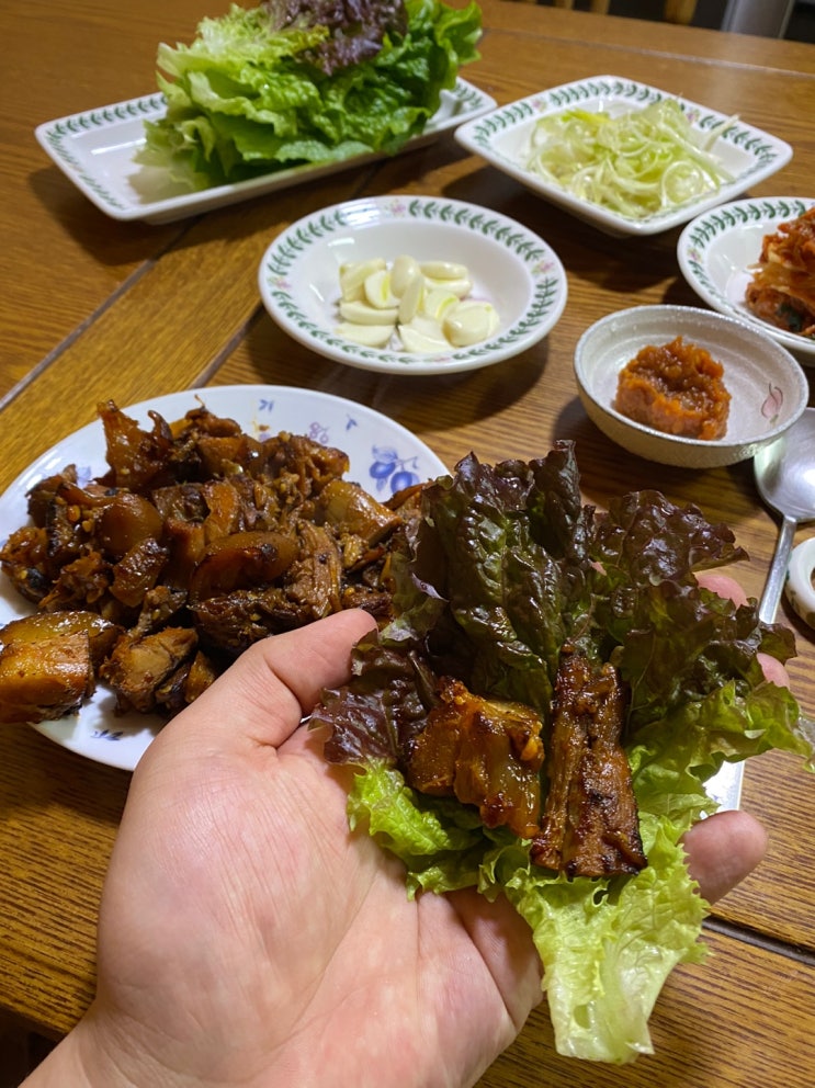  12/1 한양불족발:) 맛있게 매운 족발로, 오늘 저녁 뚝딱!!! 인위적인 불 맛은 따라 할 수 없는 맛!!
