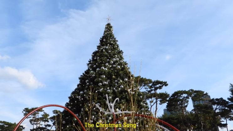 The Christmas Song The Christmas Song