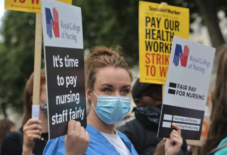 NHS는 12월 20일 조정된 파업에서 중단하기로 결정했습니다. NHS는 12월 20일 조정된 파업에서 중단하기로 결정했습니다.
