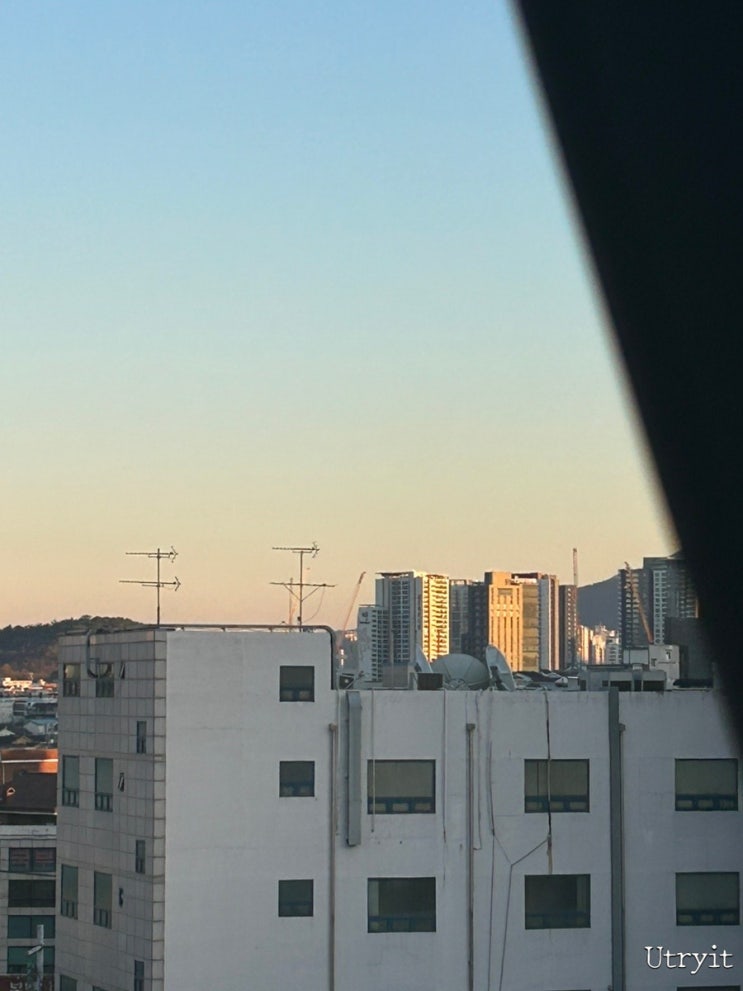  혼자만 남겨졌던 밤들