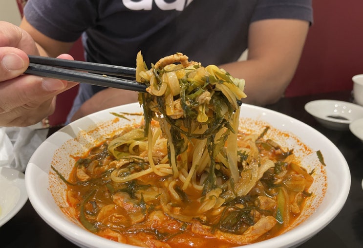 제주 중문 중국집 흑돼지 짜장면 찐맛집 도두반점 호텔더본점
