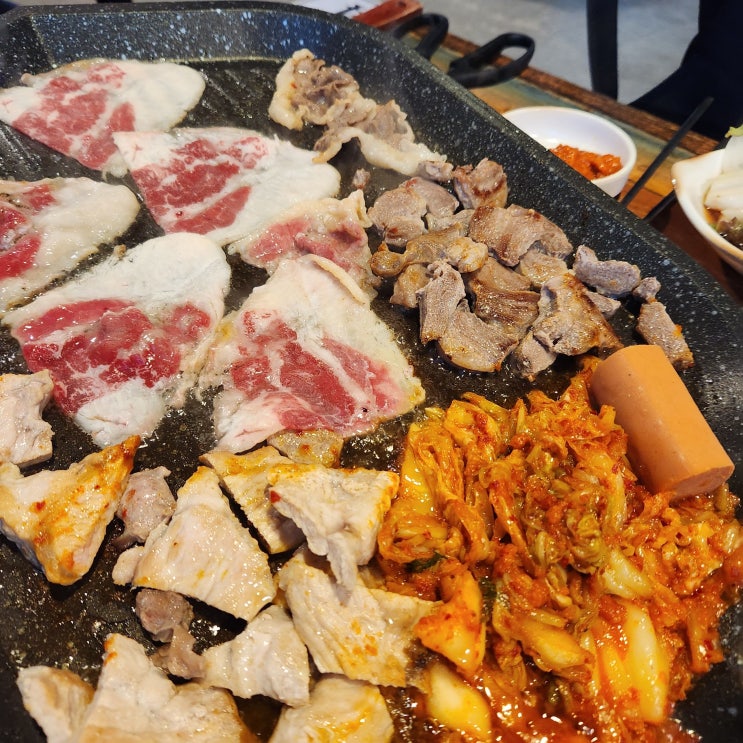  대구칠곡밥집,구암역연말모임 :: 삼겹살 무한리필! 국가대표고기집 보건대점