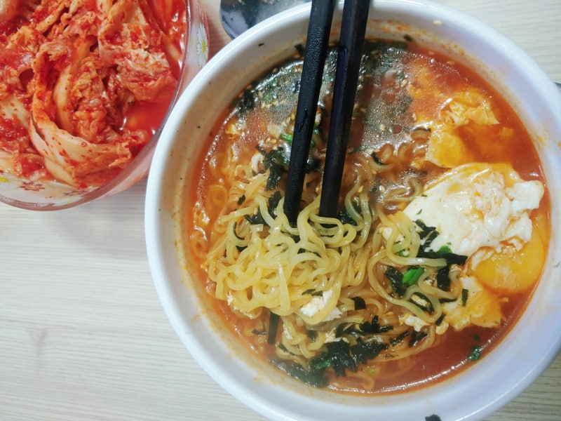 반해버린맛 김종민라면 김통깨 솔직후기