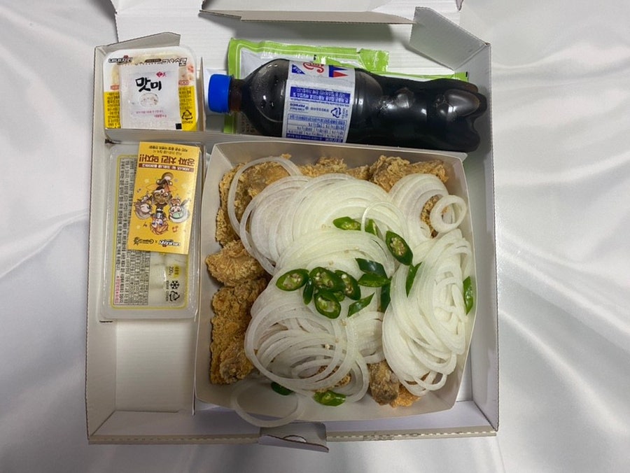 네네치킨 예산점 사진 3