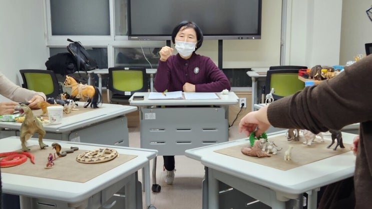 1인가구 외로움 보듬는 ‘동물인형치료’ 아시나요