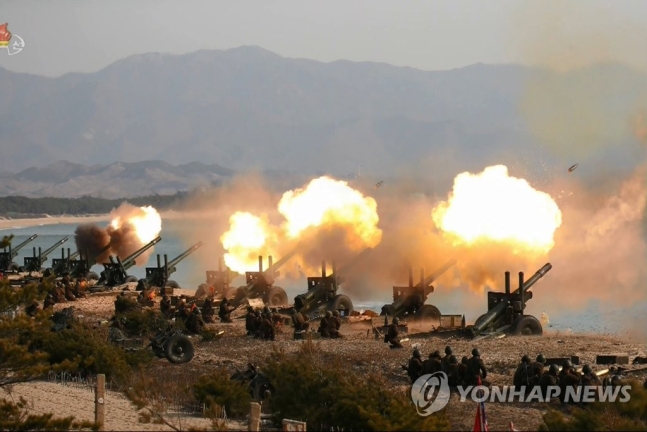 북한군 "대응경고성 130여발 포사격"…한미 사격훈련 트집