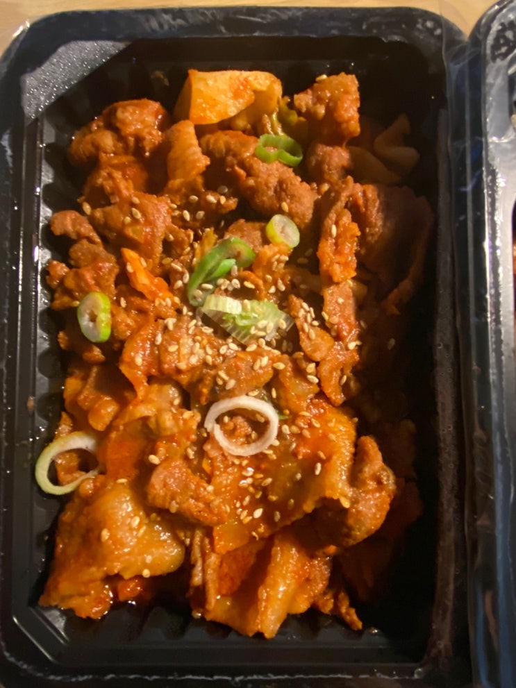  부천 제육볶음 기가막히게 하는 신중동 밥집