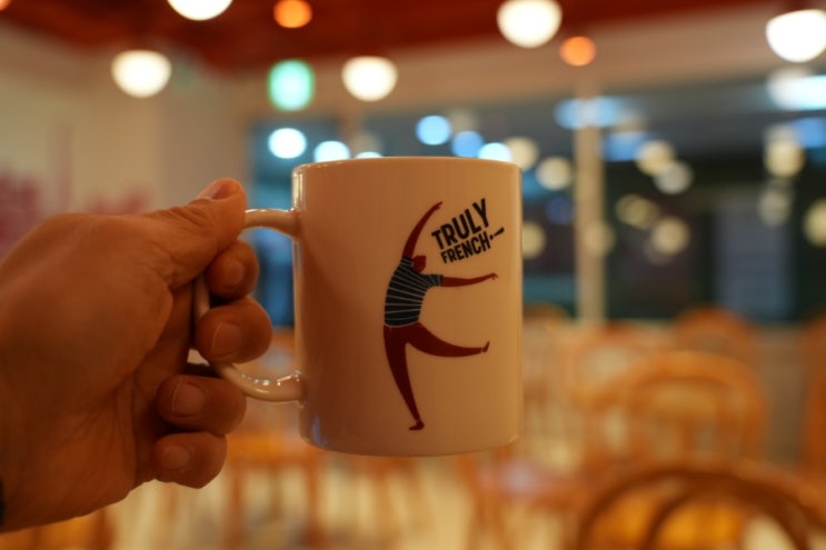  정동 카페 브리오슈도레 베이커리카페 경향신문본사 1층에 있어요.