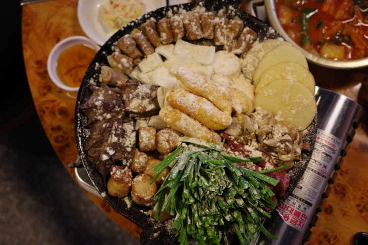  연신내맛집 곱이 가득찬 소곱창구이 소주안주로 딱! [로타리곱창타운]