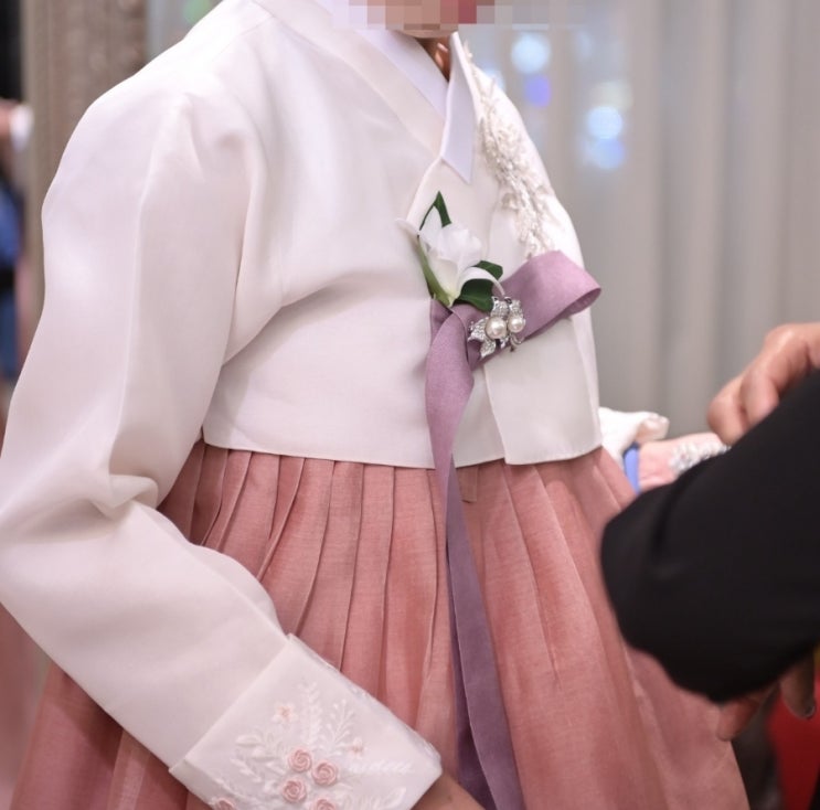  혼주 코사지 어머님 부토니아 플로라바이시아후기