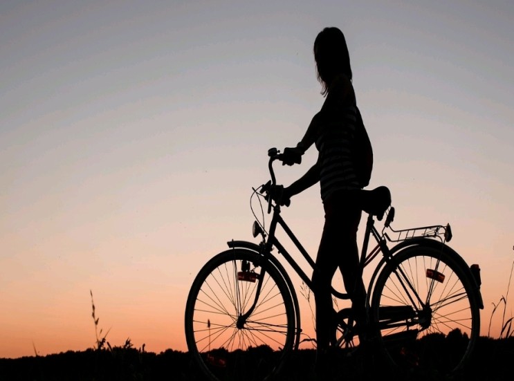 [꿈해몽맛집] 자전거타는꿈,마차타는꿈,수레끄는꿈,인력거타는꿈,오토바이꿈,자전거꿈 관련 꿈풀이