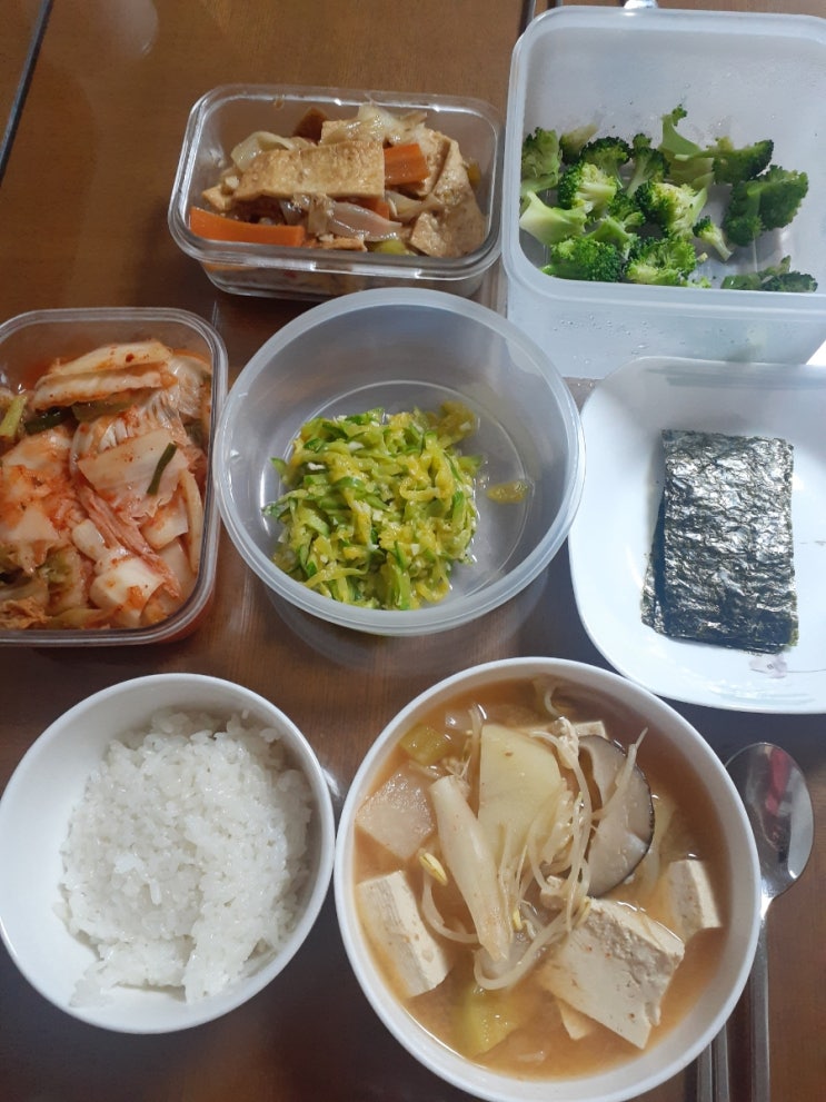  콩나물 된장국, 호박새우젓볶음