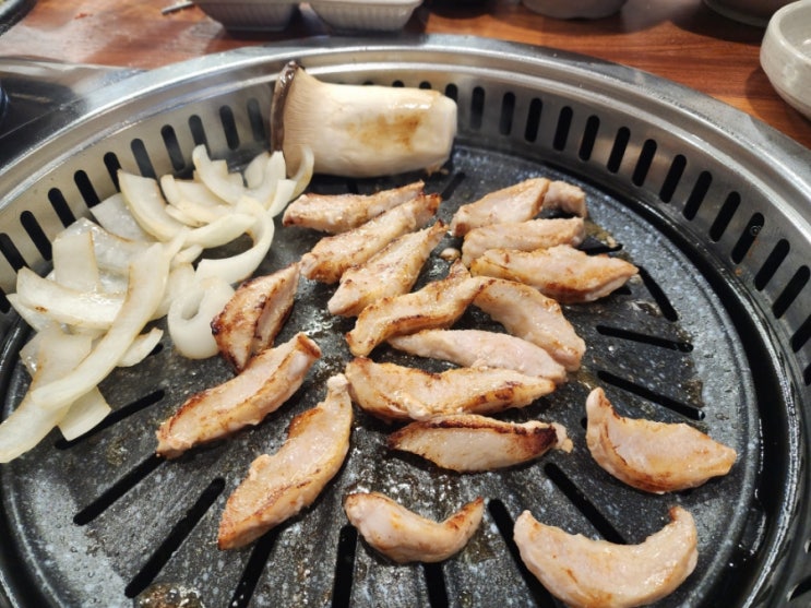  하남 미사고기집 대패삼겹살도 맛있지만 쫄깃한 통항정살 대존맛! 고기의민족 미사본점