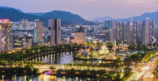  Lotte World Discount Ticket (+ Magic Pass Premium option)