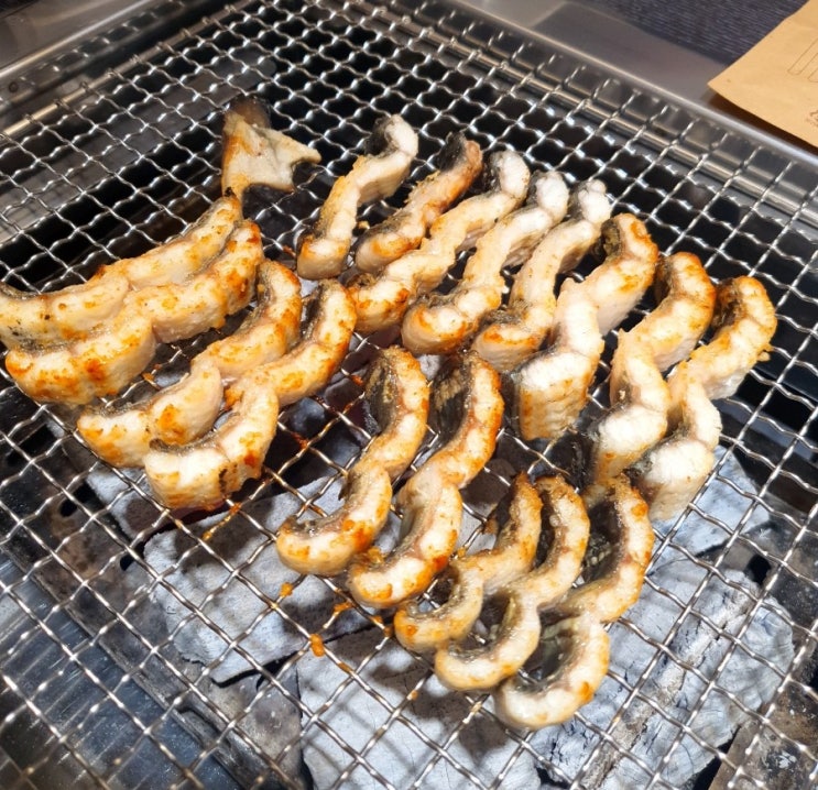  신정네거리역장어 노릇장어 젊은 감성의 깔끔한 신정동장어맛집