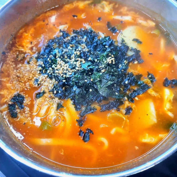  속초맛집 깔끔한 육수맛이 일품이네요 한성칼국수