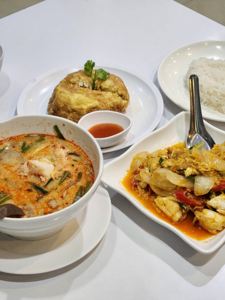  태국 현지인 맛집 방콕 크루아압손 추천메뉴 / 지구오락실 / 위치