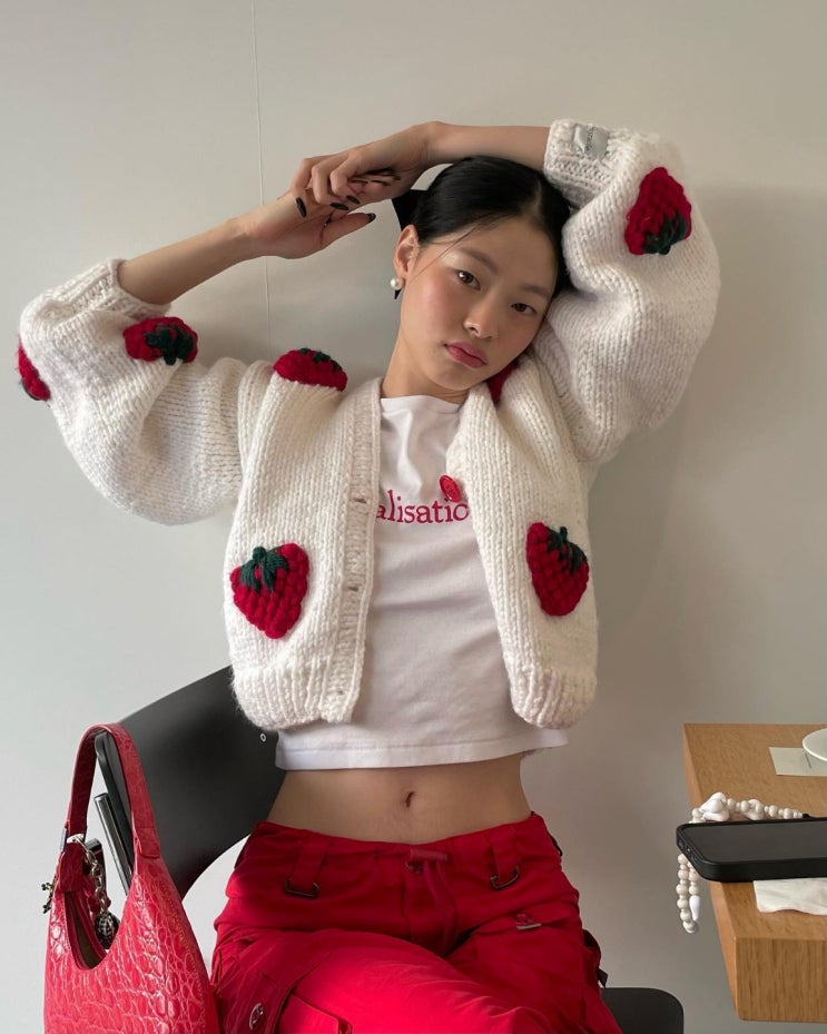 '모델 출신' 배우 김아현, '연예인 매니저로 살아남기" 모델 역...실제 모델 출신이다 (ft. 프로필 나이 신체) '모델 출신' 배우 김아현, '연예인 매니저로 살아남기" 모델 역...실제 모델 출신이다 (ft. 프로필 나이 신체)