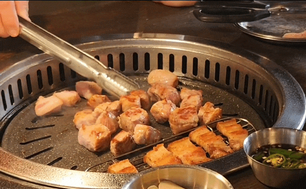  울산 북구 맛집 화봉동 YBD얼룩돼지 숙성고깃집 '모티'
