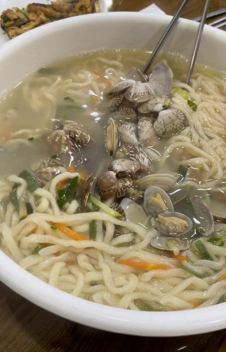  영등포시장 바지락칼국수 점심 맛집 서민준밀밭