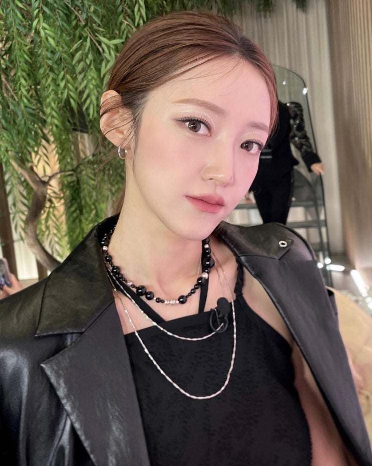 '임창정 아내' 서하얀, "사진에 포샵 잔뜩했네" 누리꾼 악플에 이런 답변으로 정면 반박했다 '임창정 아내' 서하얀, "사진에 포샵 잔뜩했네" 누리꾼 악플에 이런 답변으로 정면 반박했다