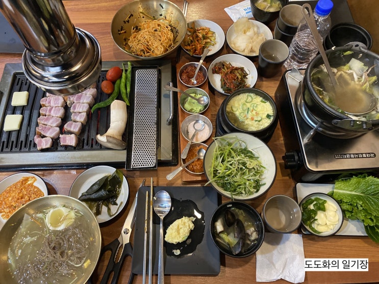 대전 관평동 맛집인 관평동 고기집 육화탄에서 삼겹살 냉면 비빔면 먹고온후기