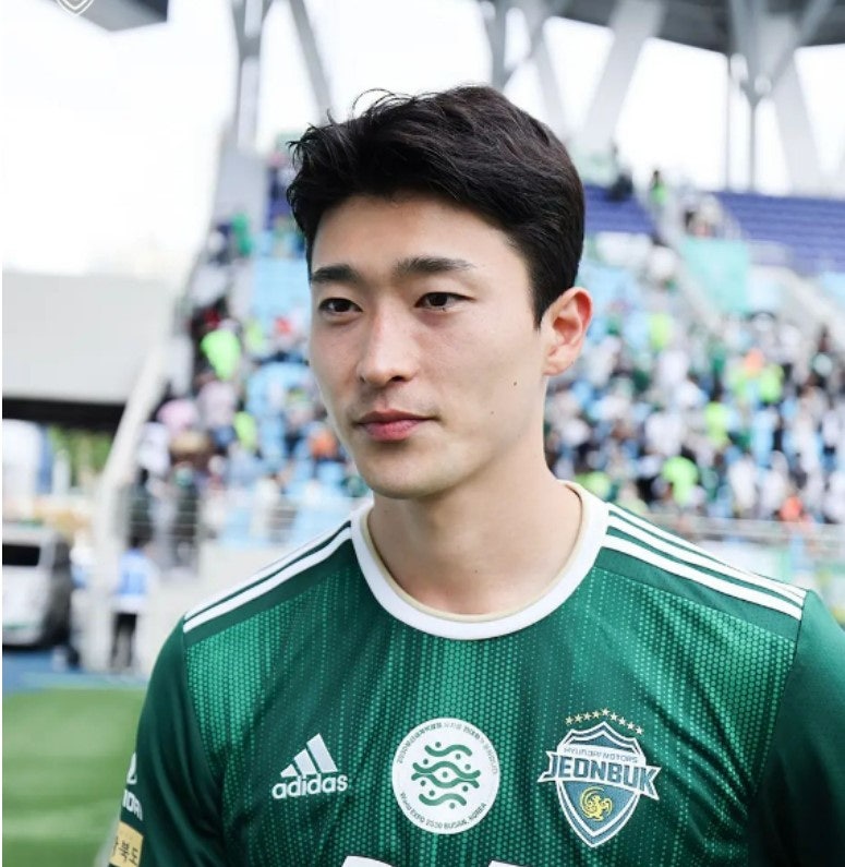 월드컵 스타 조규성 매력탐구(나이, 키, 프로필, 이상형, 연봉)