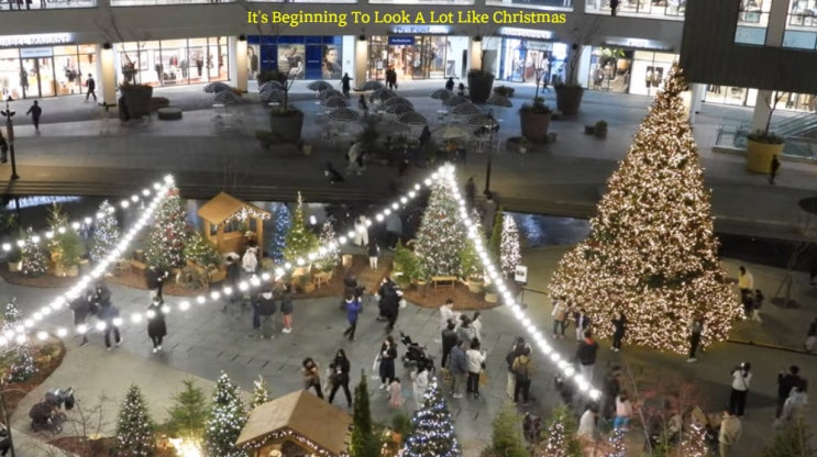 It's Beginning To Look A Lot Like Christmas It's Beginning To Look A Lot Like Christmas