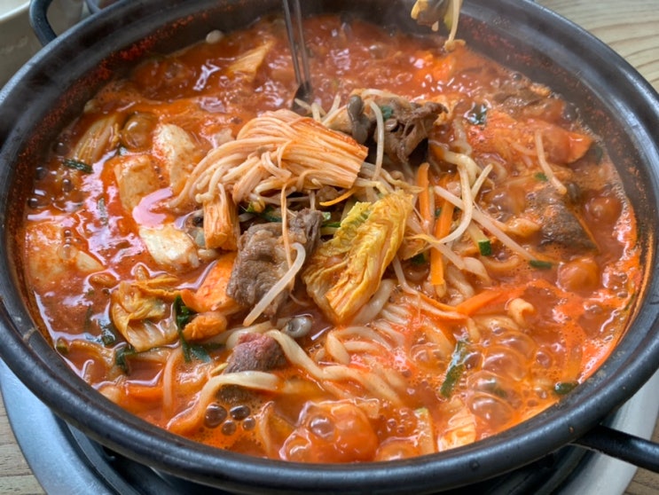  강릉 시내 맛집 명가네칼국수 버섯매운탕칼국수 볶음밥까지 ! 가성비 좋은 식사 추천