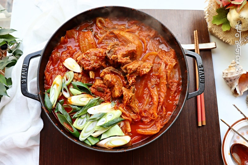 돼지갈비김치찜 만들기 묵은지돼지갈비찜 묵은지김치찜 만드는 법 주말메뉴 추천 : 네이버 블로그 돼지갈비김치찜 만들기 묵은지돼지갈비찜 묵은지김치찜 만드는 법 주말메뉴 추천 : 네이버 블로그