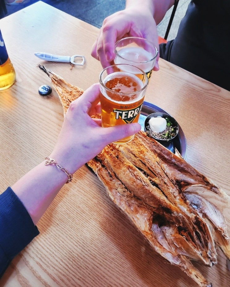 전주 원조가맥집 전일갑오(황태포,계란말이 맛집)/ 해장은 "전주한국집에서 육회 비빔밥으로 전주 원조가맥집 전일갑오(황태포,계란말이 맛집)/ 해장은 "전주한국집에서 육회 비빔밥으로