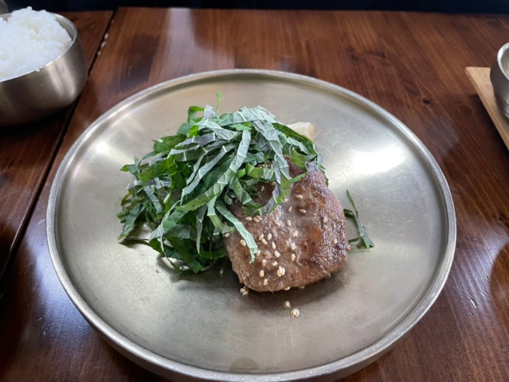  [담온식당] 밑반찬도 맛있는 세종 나성동 한식 맛집 - 장칼국수, 떡갈비, 연어장