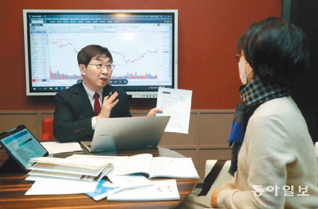 “25세부터 月60만원 연금 잘 굴리면, 60세에 10억 마련 가능” “25세부터 月60만원 연금 잘 굴리면, 60세에 10억 마련 가능”
