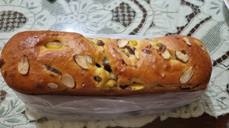 애오개역 맛집 브레들리 베이커리 스노우 마롱, 앙버터 후기 애오개역 맛집 브레들리 베이커리 스노우 마롱, 앙버터 후기