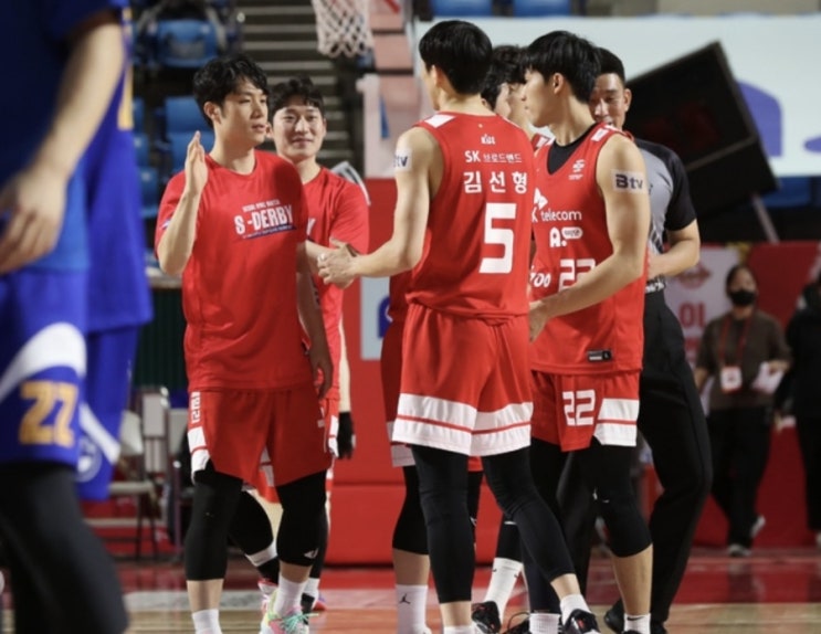 2022-23시즌 KBL 국내 남자 프로농구 10일 서울SK 전주KCC 2022-23시즌 KBL 국내 남자 프로농구 10일 서울SK 전주KCC