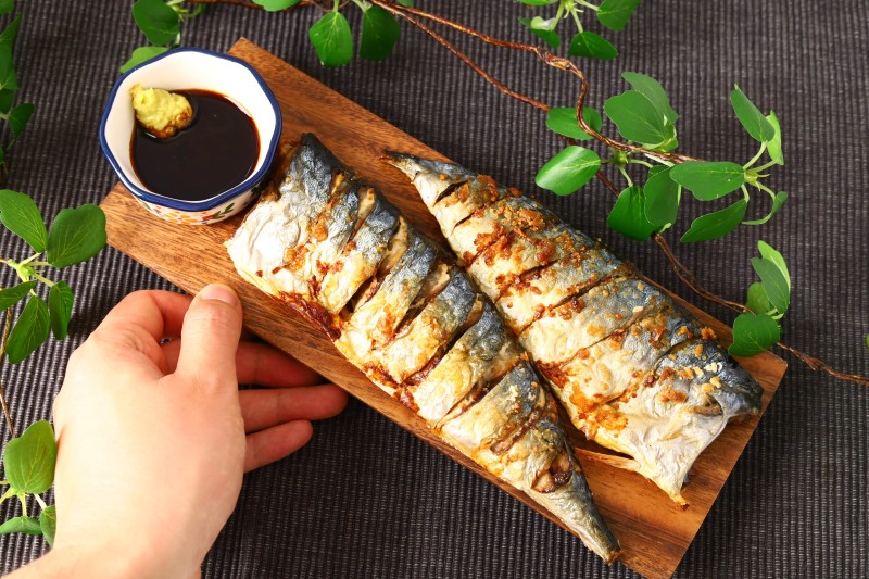 고등어 굽는 법 쌀뜨물 없이 생선 비린내 제거한 밥반찬 광파오븐 생선구이 : 네이버 블로그