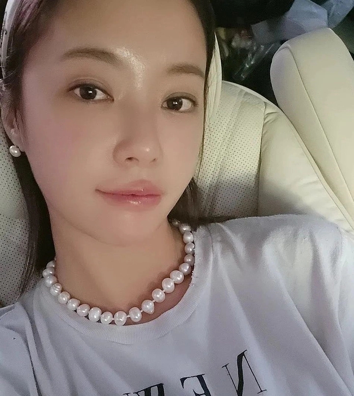 '재결합 후 둘째 순산한' 황정음, "얘 보는 것보다 일하는 게 좋아" 솔직한 속마음 털어놨다 '재결합 후 둘째 순산한' 황정음, "얘 보는 것보다 일하는 게 좋아" 솔직한 속마음 털어놨다