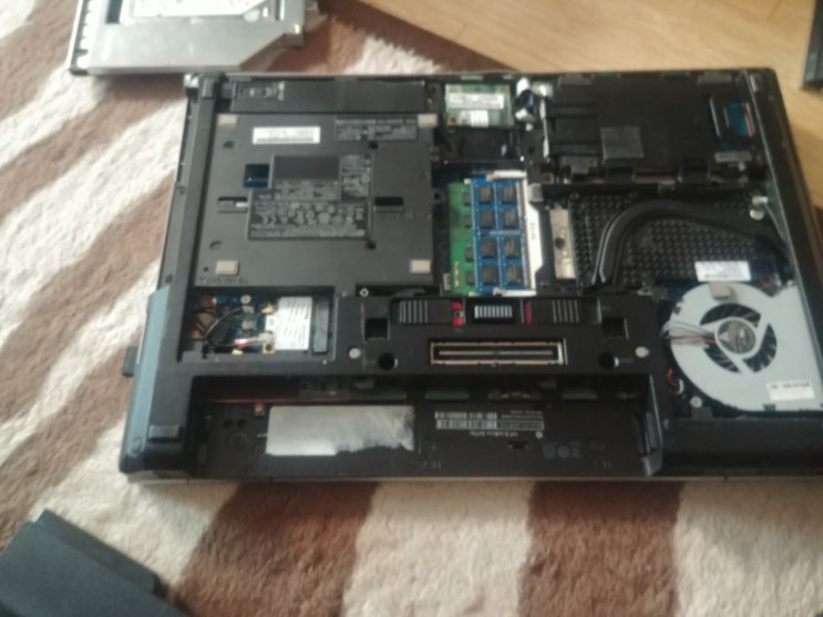  노트북 CD롬에  HDD / SSD 장착 하기 ~ 멀티부스터를 설치하기 ~