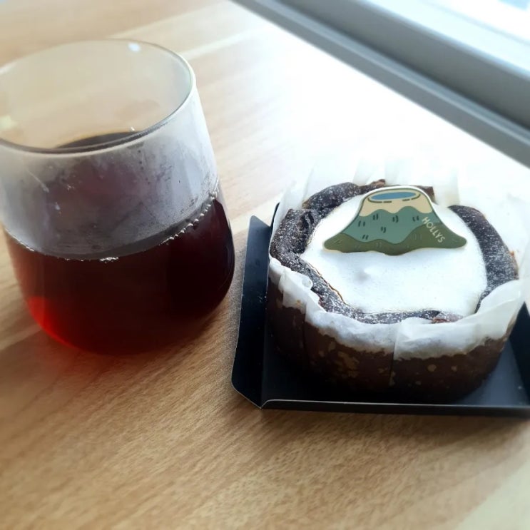  할리스 한라산 녹차 바스크 치즈 케이크 후기