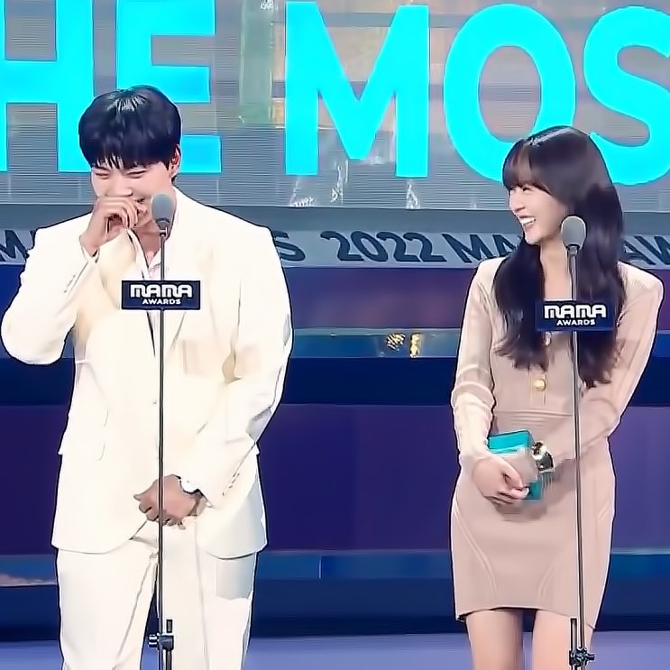 2022 MAMA AWARDS 김소현 & <b>여진구</b> '진구 씨와 소현이의 재회'