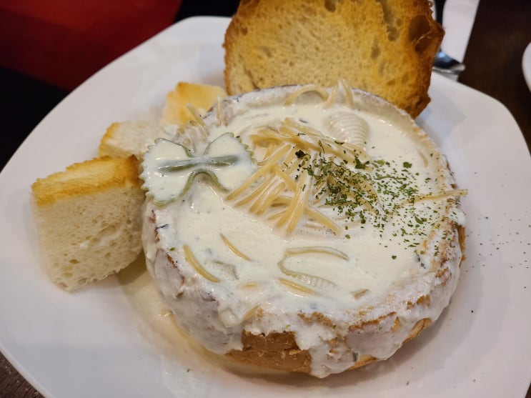  [프리모바치오바치 대학로점] 빠네,스윗포테이토피자(고구마피자),대학로 맛집 후기