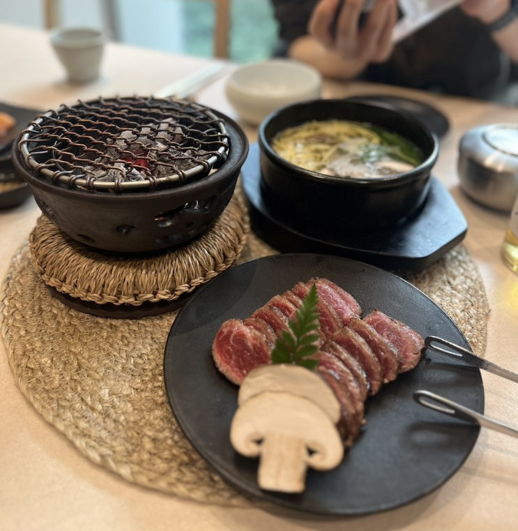  을지로 맛집 한암동에서 미경산 한우구이 | 전통주 페어링 + 도미솥밥에 한우곰탕 체고