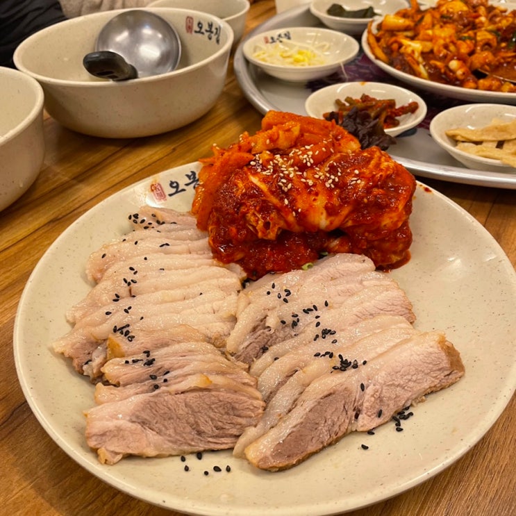  관평동 낙지볶음 여기는 수육과 막국수 맛집 오봉집 대전관평점