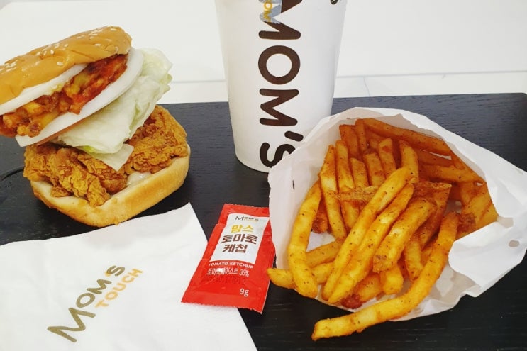 맘스터치 신메뉴 야채통통치킨버거 가격 칼로리 맛 리뷰 맘스터치 신메뉴 야채통통치킨버거 가격 칼로리 맛 리뷰