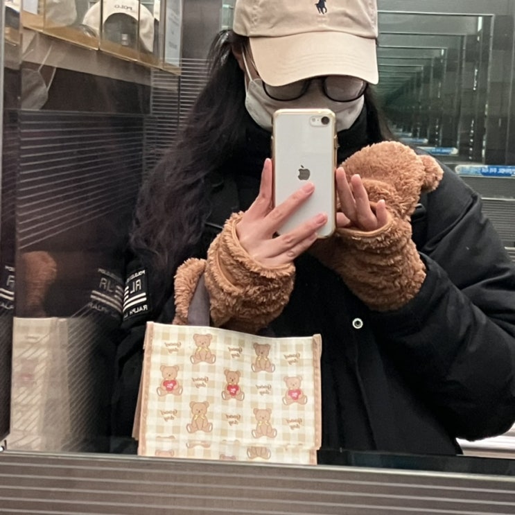  어떤 눈물은 너무 무거워서