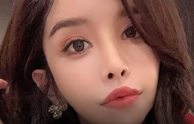 방송인 하리수 BJ 데뷔한 상황... 팬더티비 BJ로 새출발한다 방송인 하리수 BJ 데뷔한 상황... 팬더티비 BJ로 새출발한다