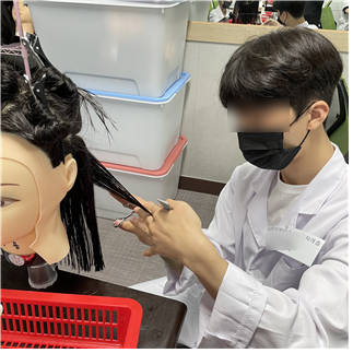  국비미용 천안미용학원 실기 자격증반 나레스트천안미용학원