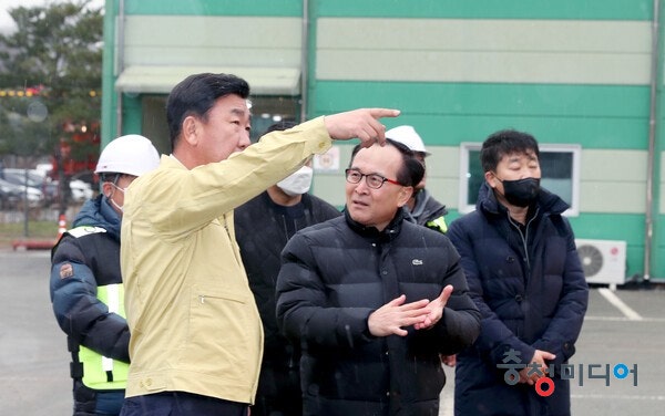  청주시, 13일 대설주의보 발효 사전 제설작업 '총력'