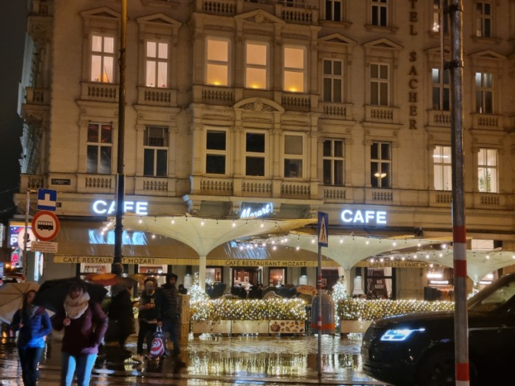 [비엔나 카페 추천]카페모차르트/CAFE Mozart 에서 자허토르테!!